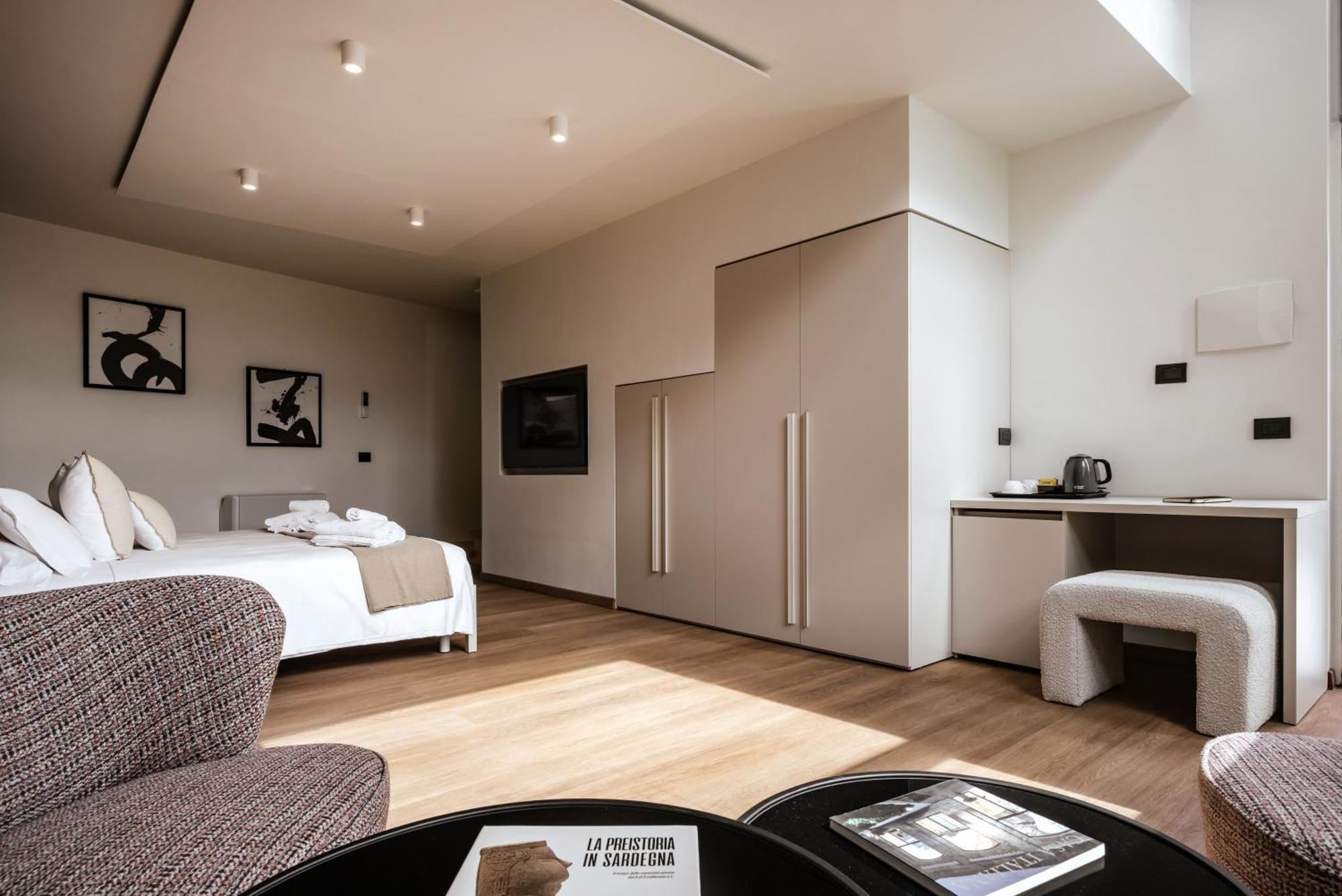 Rh Lifestyle Rooms & Suites Olbia Exteriör bild