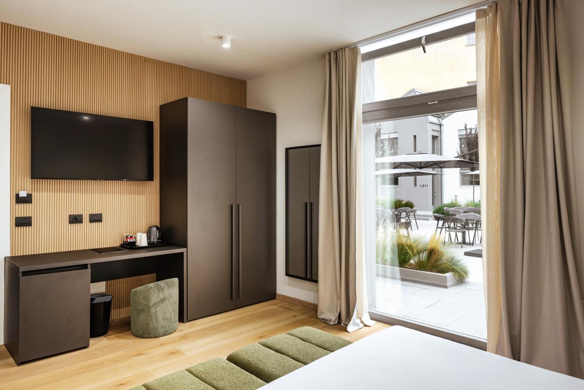 Rh Lifestyle Rooms & Suites Olbia Exteriör bild