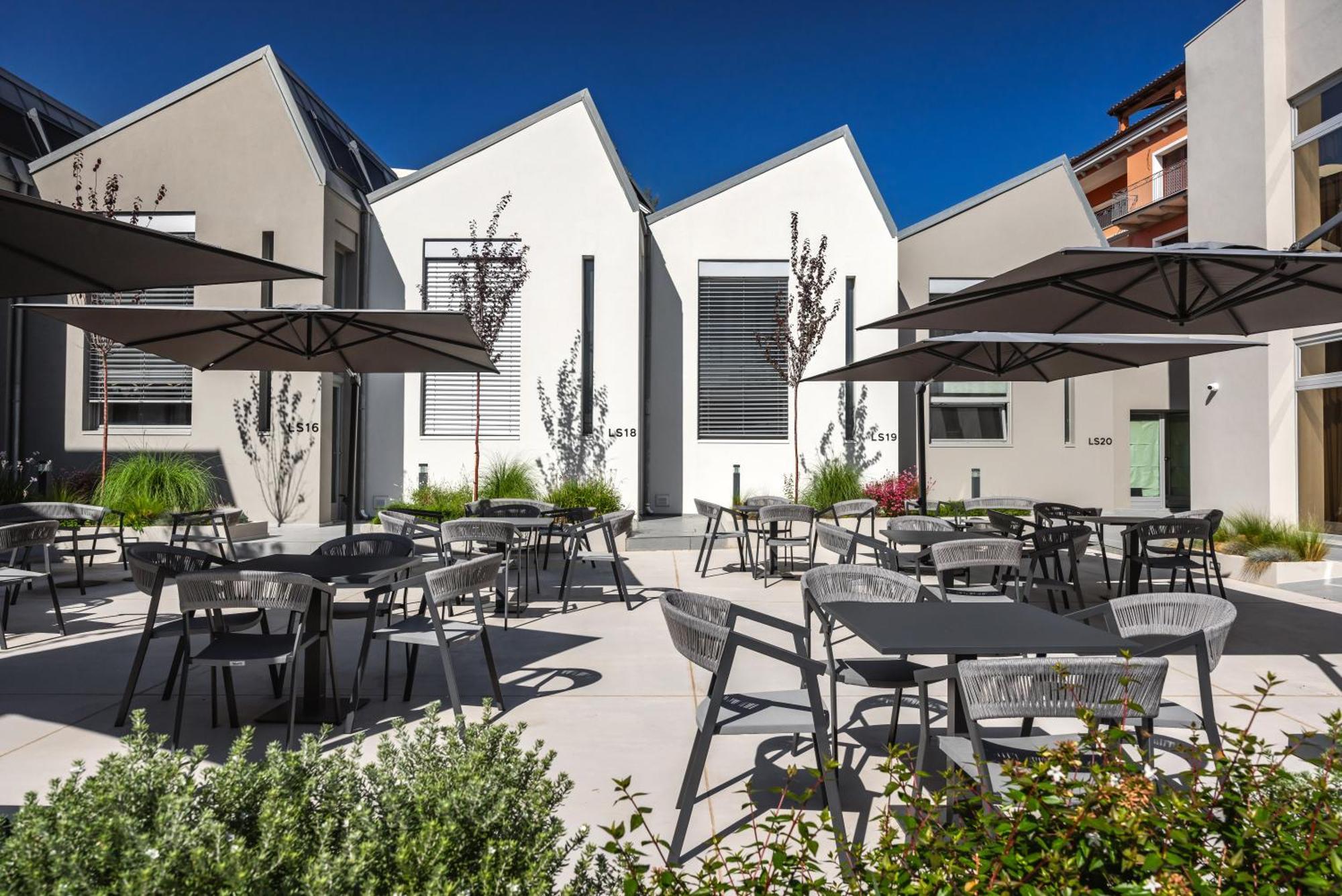 Rh Lifestyle Rooms & Suites Olbia Exteriör bild
